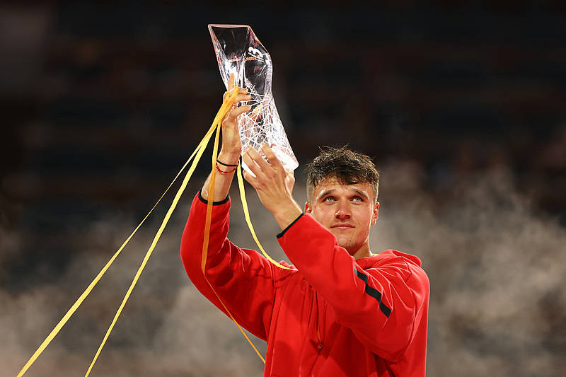 包含中国女排击败老对手德约科维奇，晋级之路一路高歌的词条-开云娱乐